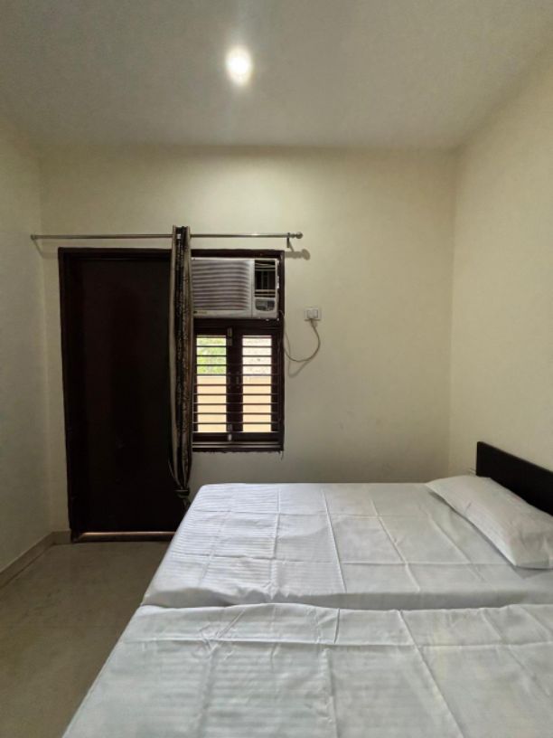 1RK Furnished Builder Floor