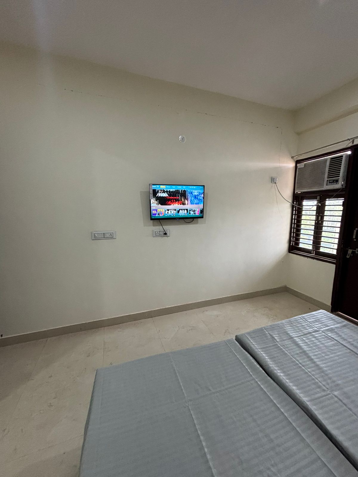 1RK Furnished Builder Floor