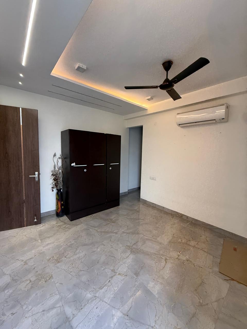 3BHK Semi Furnished Apartment