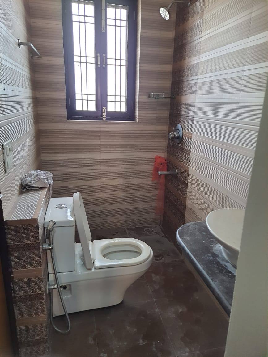 3BHK Semi Furnished Apartment